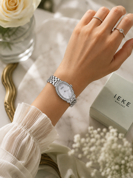 Montre Femme Élégance Cristal Argent – L'Alliance du Raffinement et du Luxe